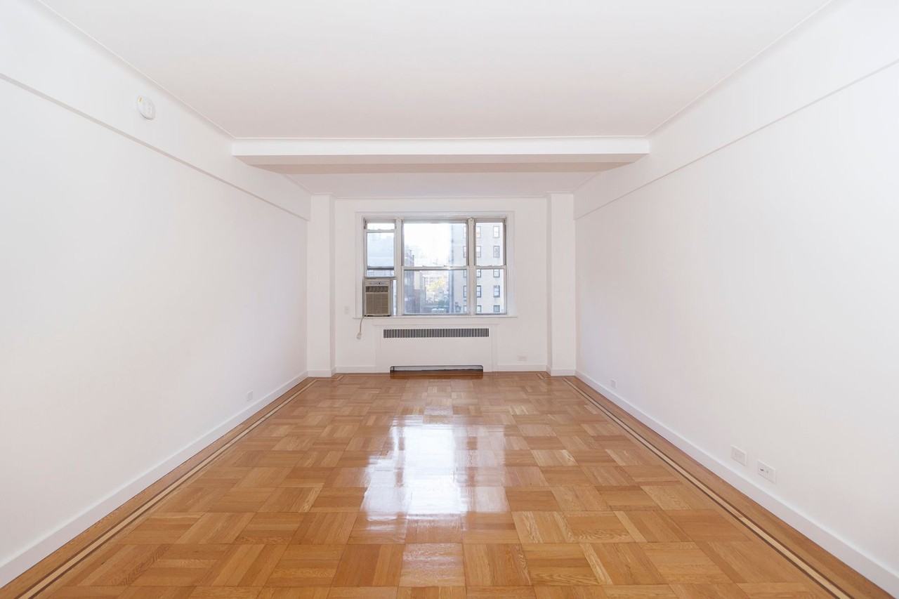 50 E 78th St - Photo 5 of 16