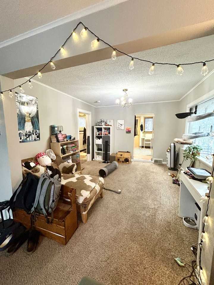 1213 1/2 W 1st St - Photo 6 of 16