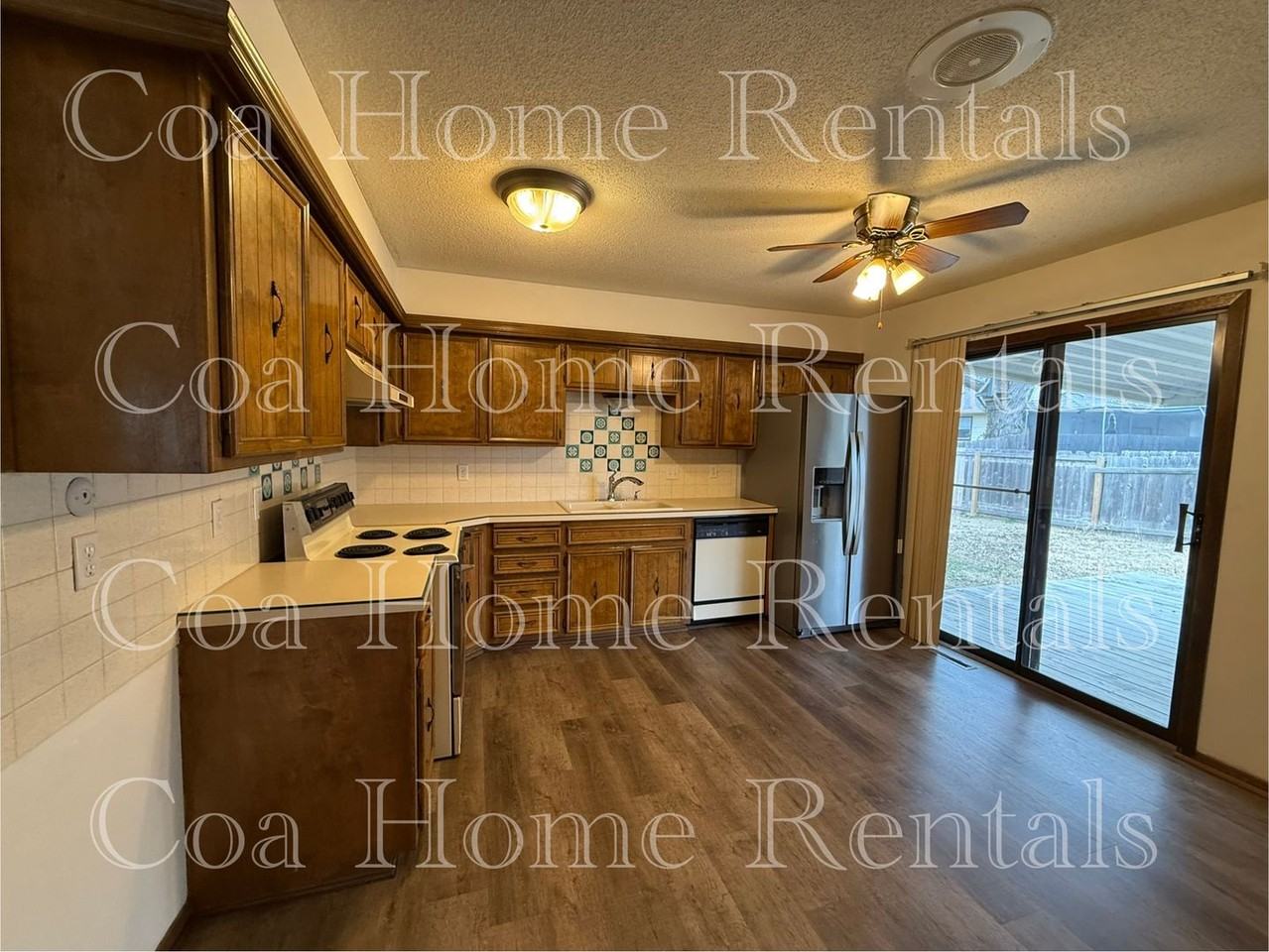 8320 E Cherry Creek Dr - Photo 7 of 20