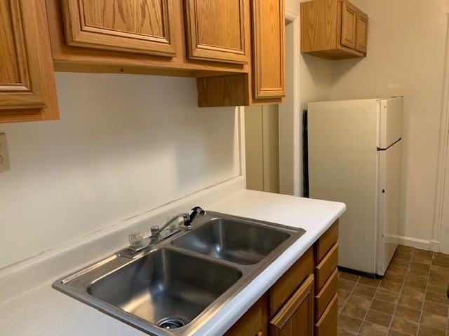 120 N Wilbur - Photo 4 of 11