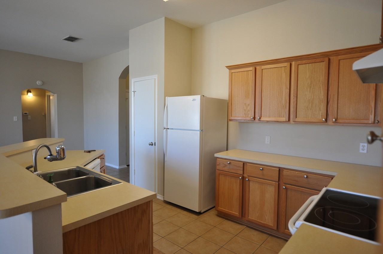 6932 La Hacienda Dr - Photo 6 of 20