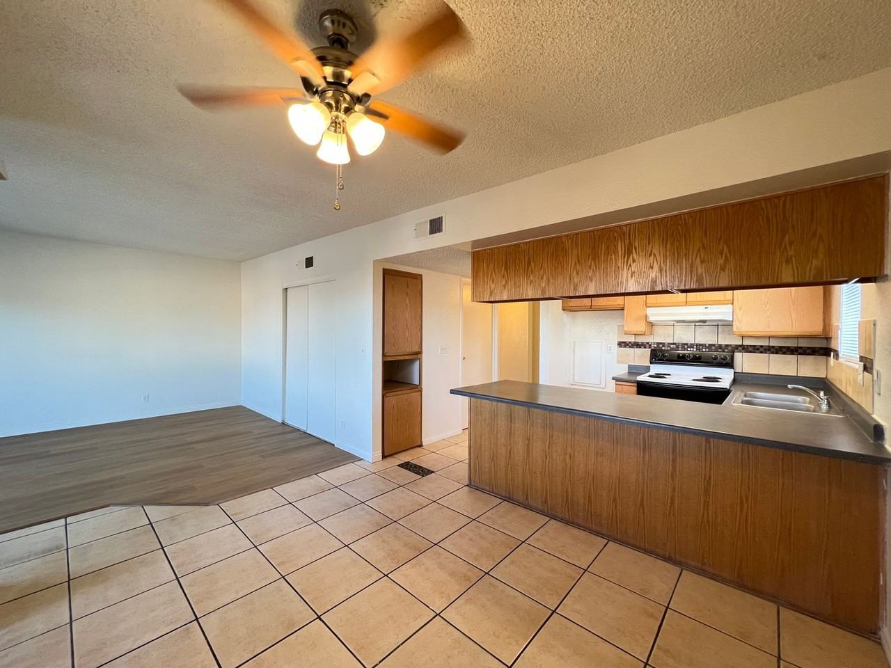 1904 Lirio Way #D - Photo 7 of 15