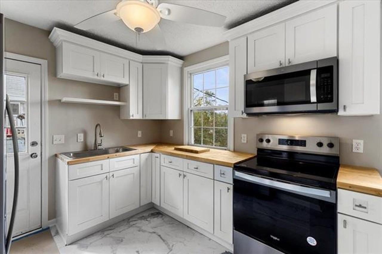 120 Monroe St - Photo 7 of 25