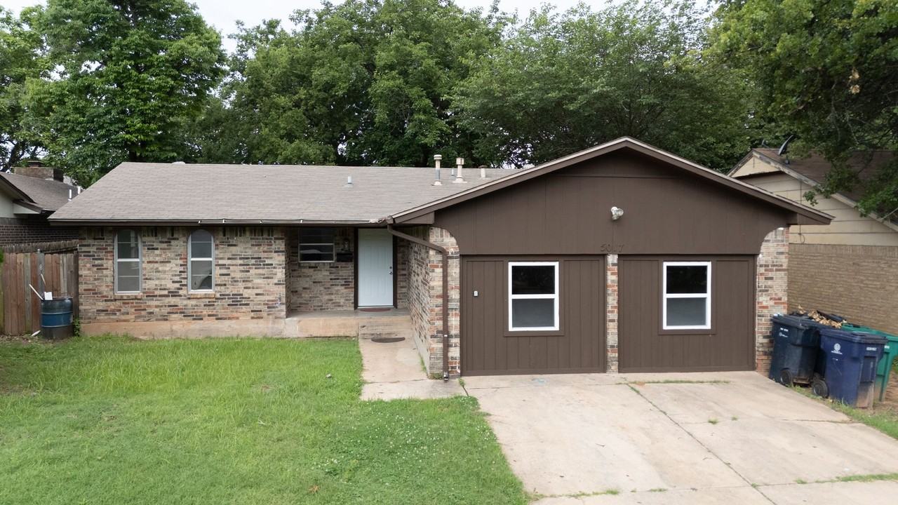 5017 S Briarwood Dr - Photo 6 of 25