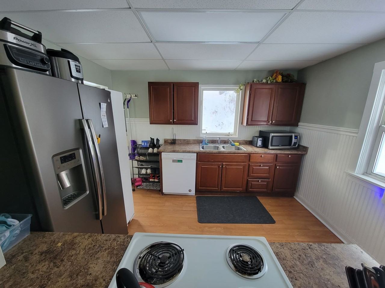 2001 Springvale Rd - Photo 3 of 16