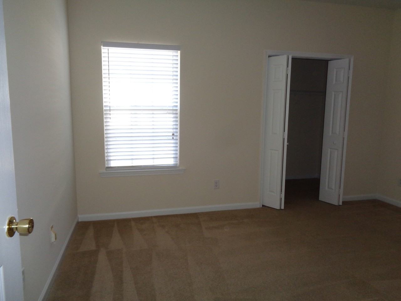 7041 Somerset Springs Dr - Photo 6 of 8