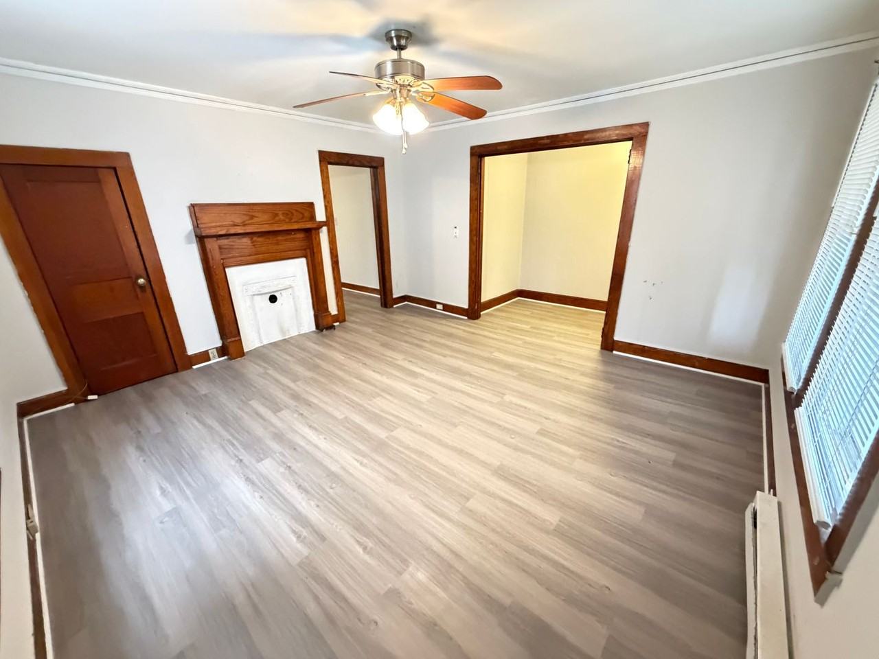 704 W 8th St Apt A - Photo 6 of 13