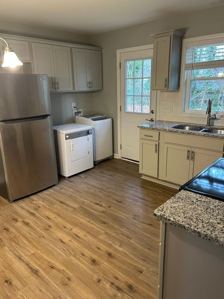 128 Turner St - Photo 4 of 10