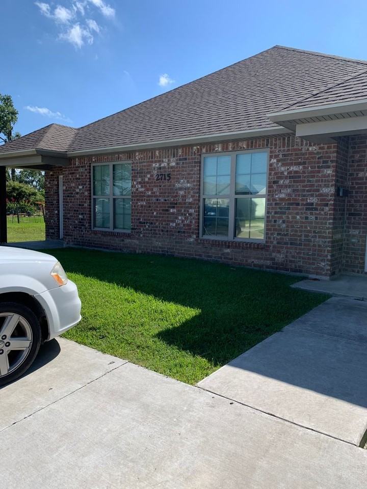 2715 Deaton St #A - Photo 2 of 11