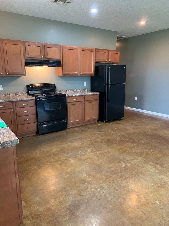 2715 Deaton St #A - Photo 3 of 11