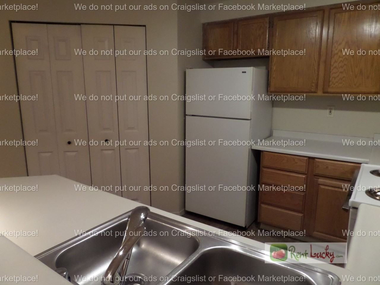 2525 Ne 195th St - Photo 7 of 16