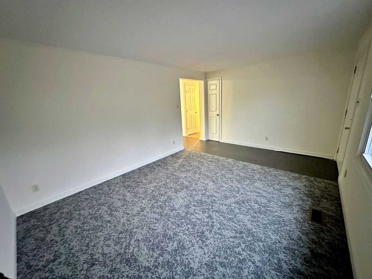 5207 Thornington Dr - Photo 7 of 29