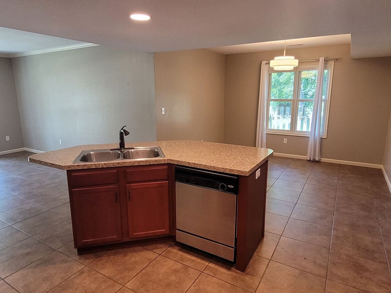 4705 W Gillespie Bridge Rd - Photo 5 of 20