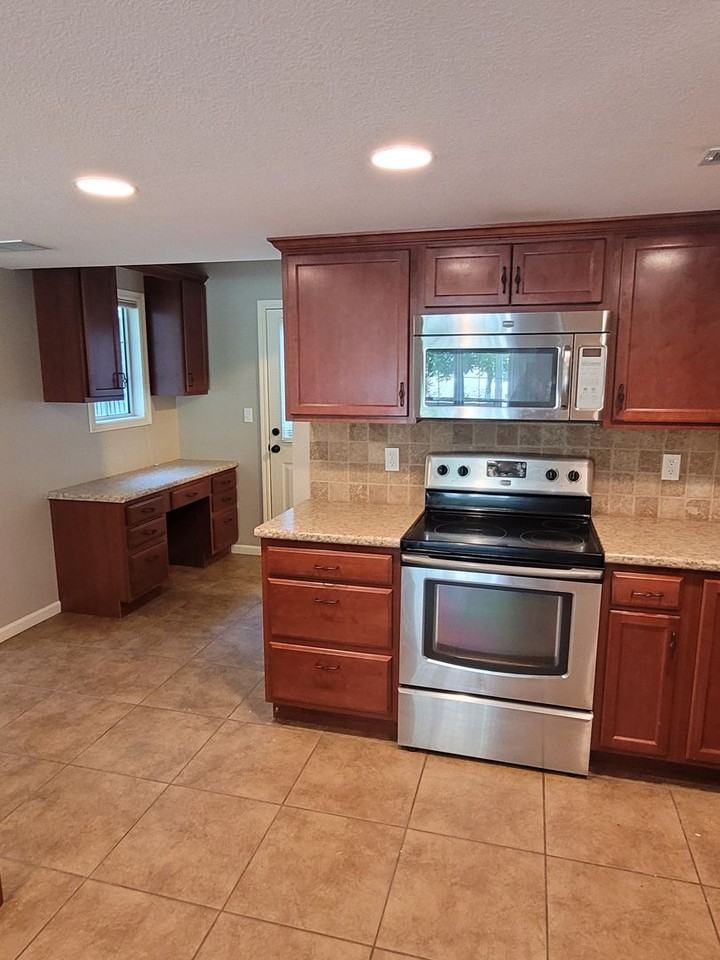 4705 W Gillespie Bridge Rd - Photo 6 of 20