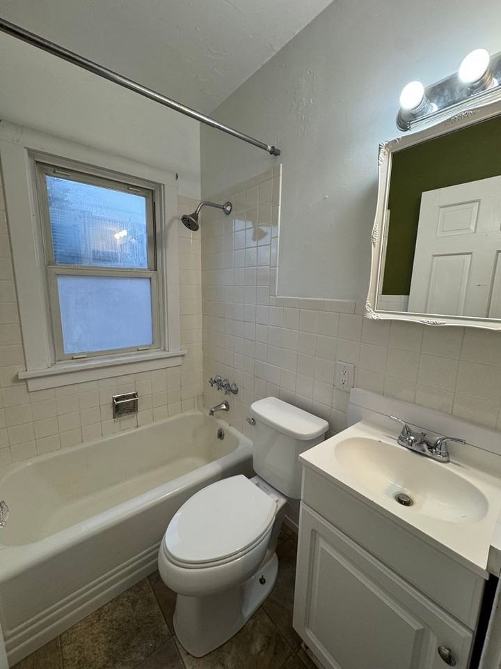 302 17th Ave - Photo 7 of 12