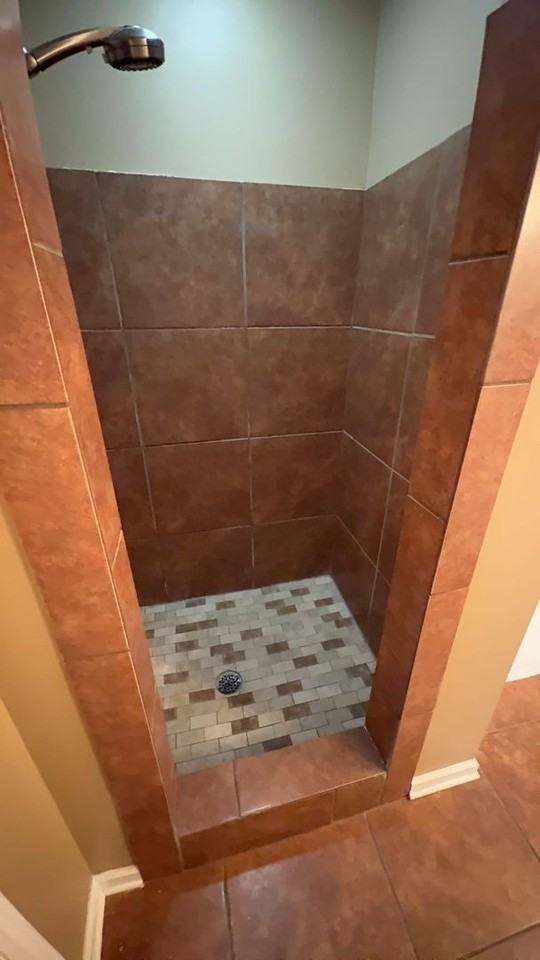 3737 Rippling Creek Ln - Photo 5 of 14