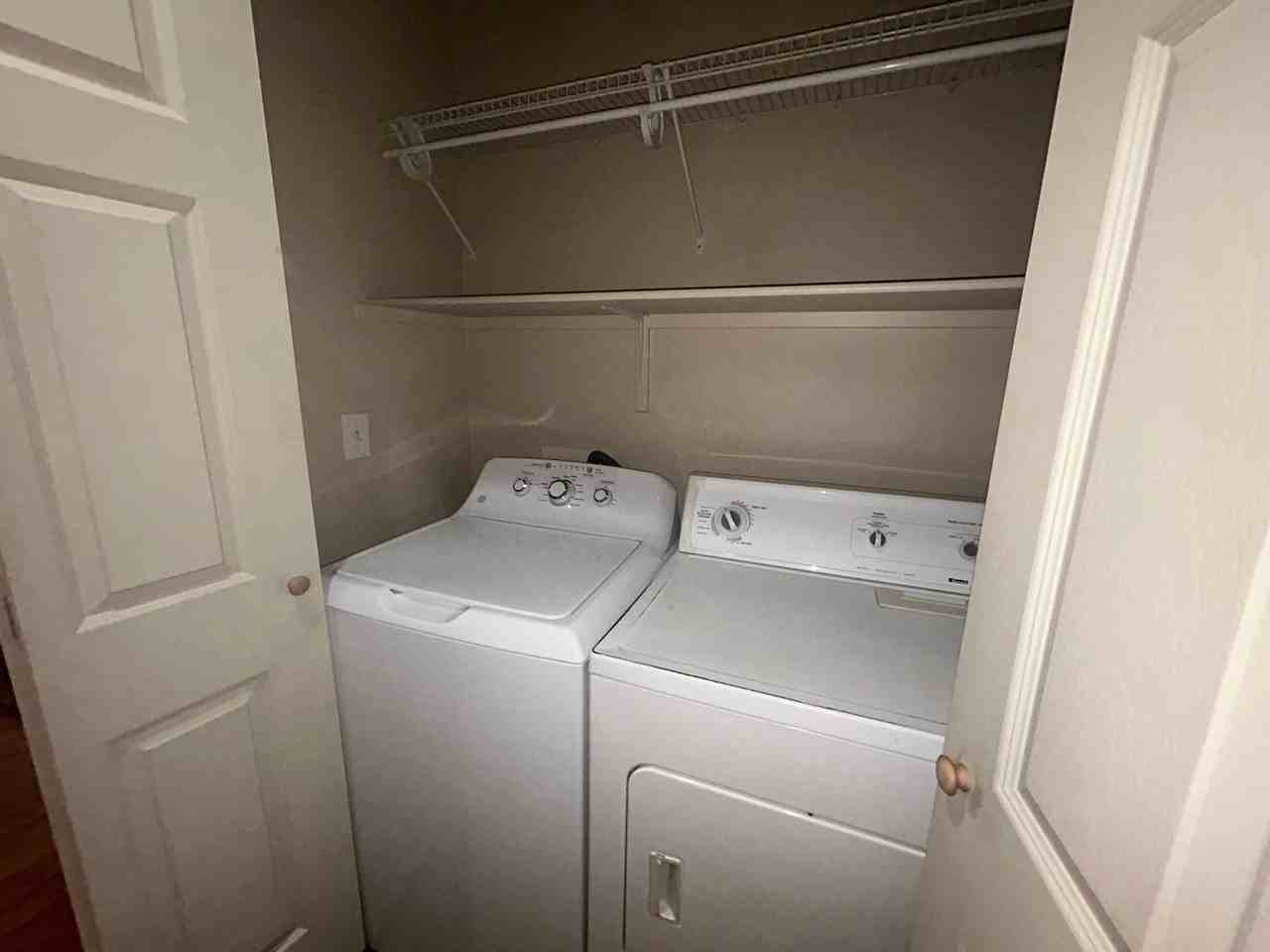 9527 Crooked Wood Ave - Photo 7 of 24