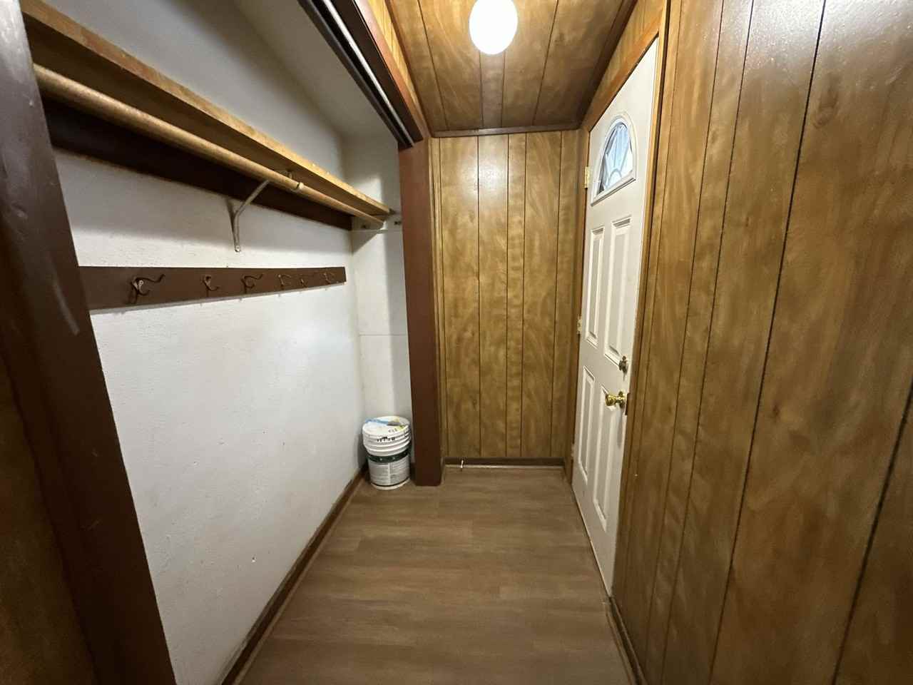 6528 W Lawn Ave - Photo 3 of 14