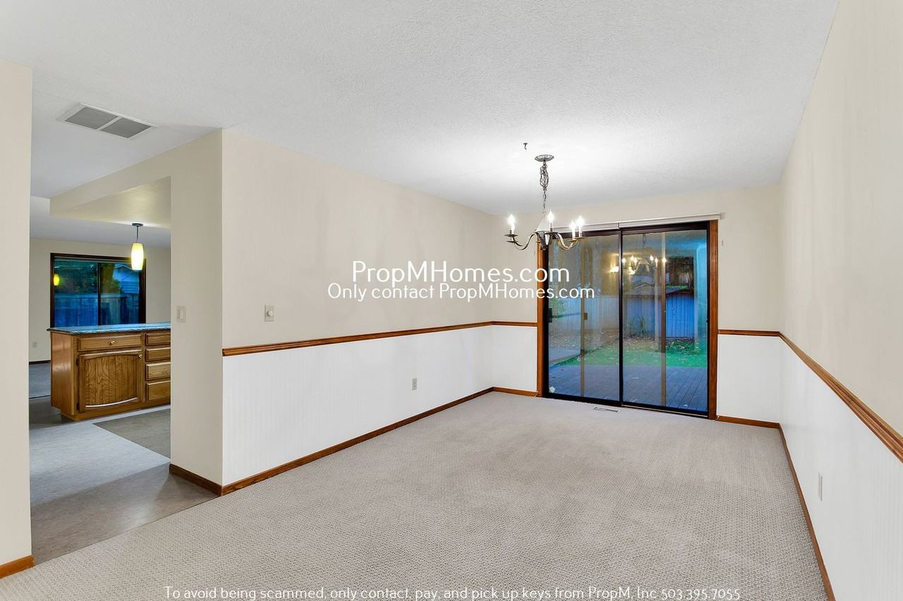 15860 Boones Way - Photo 6 of 26