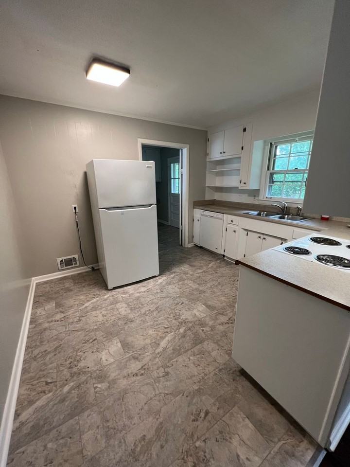 125 Brentwood Dr - Photo 6 of 15