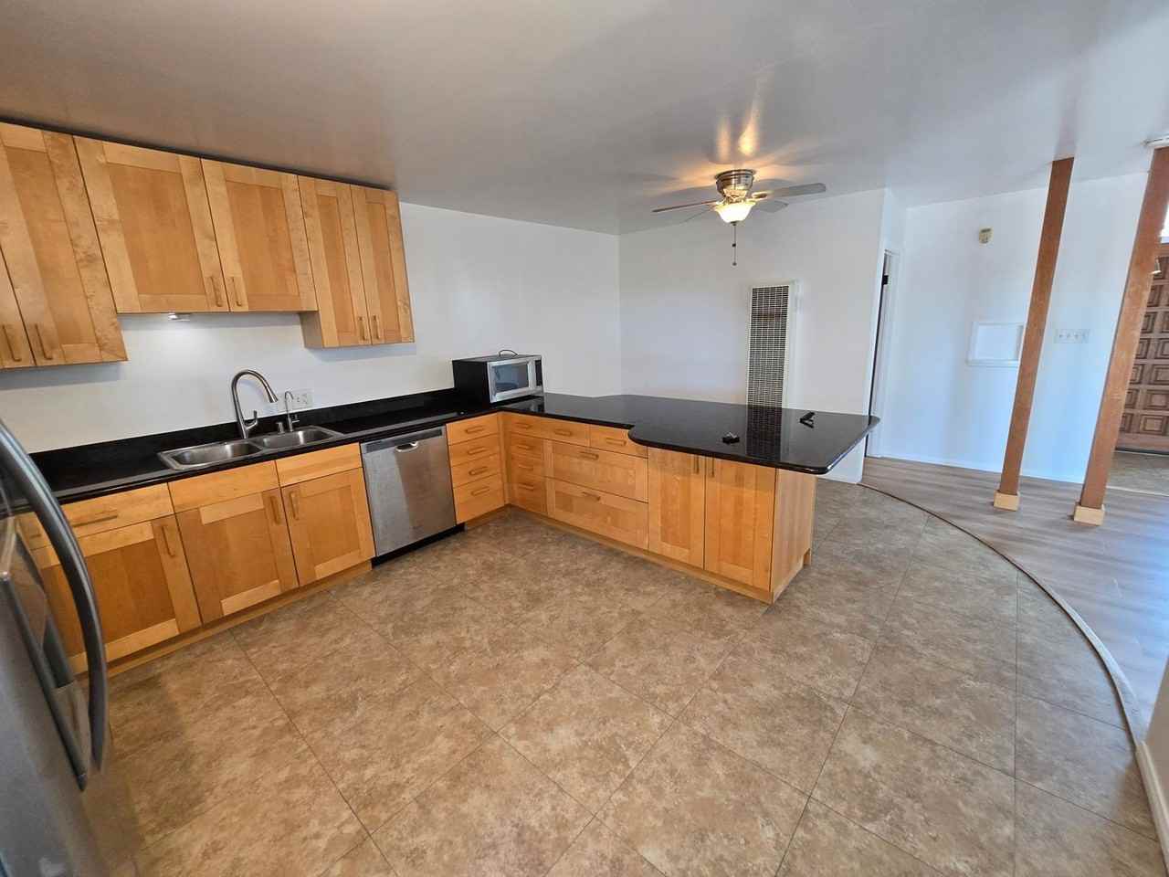 5116 Bayard St - Photo 4 of 14