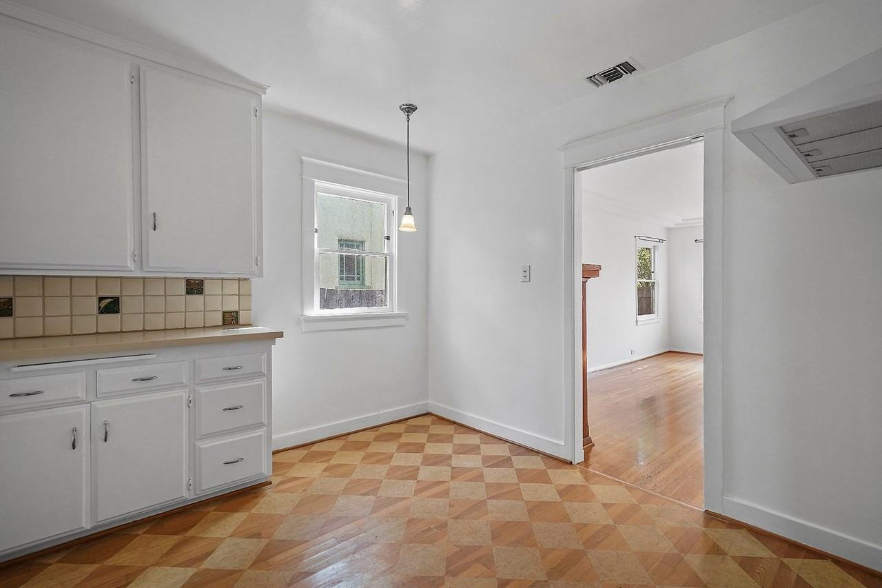 2132 Glencoe Ave - Photo 6 of 15