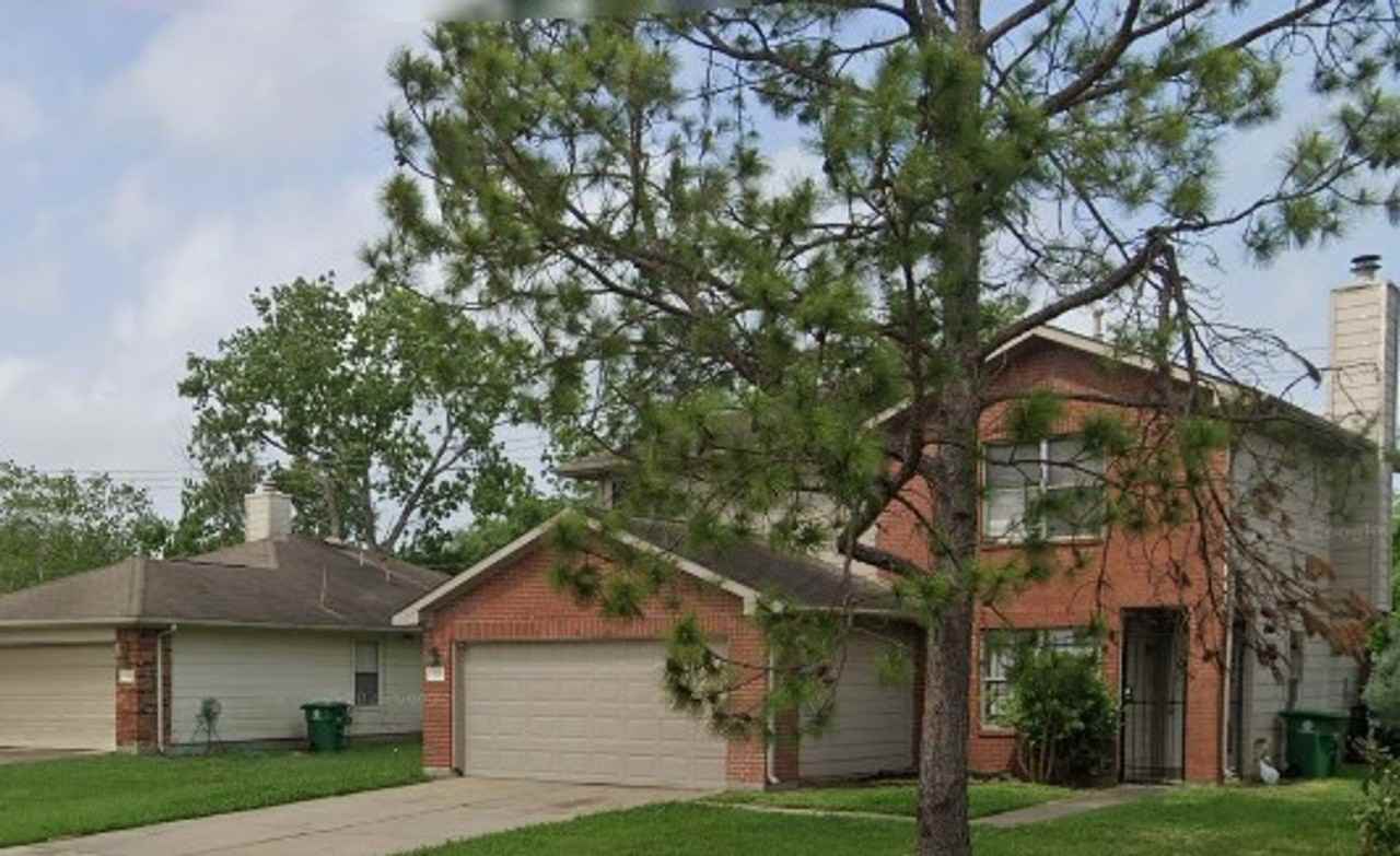 16410 Amy Ridge Rd - Photo 3 of 8