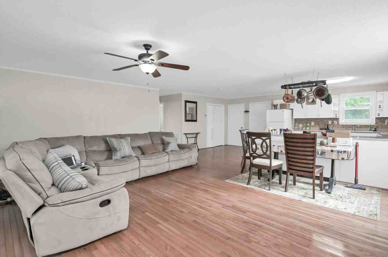 315 Gardners Terrace Rd - Photo 6 of 32