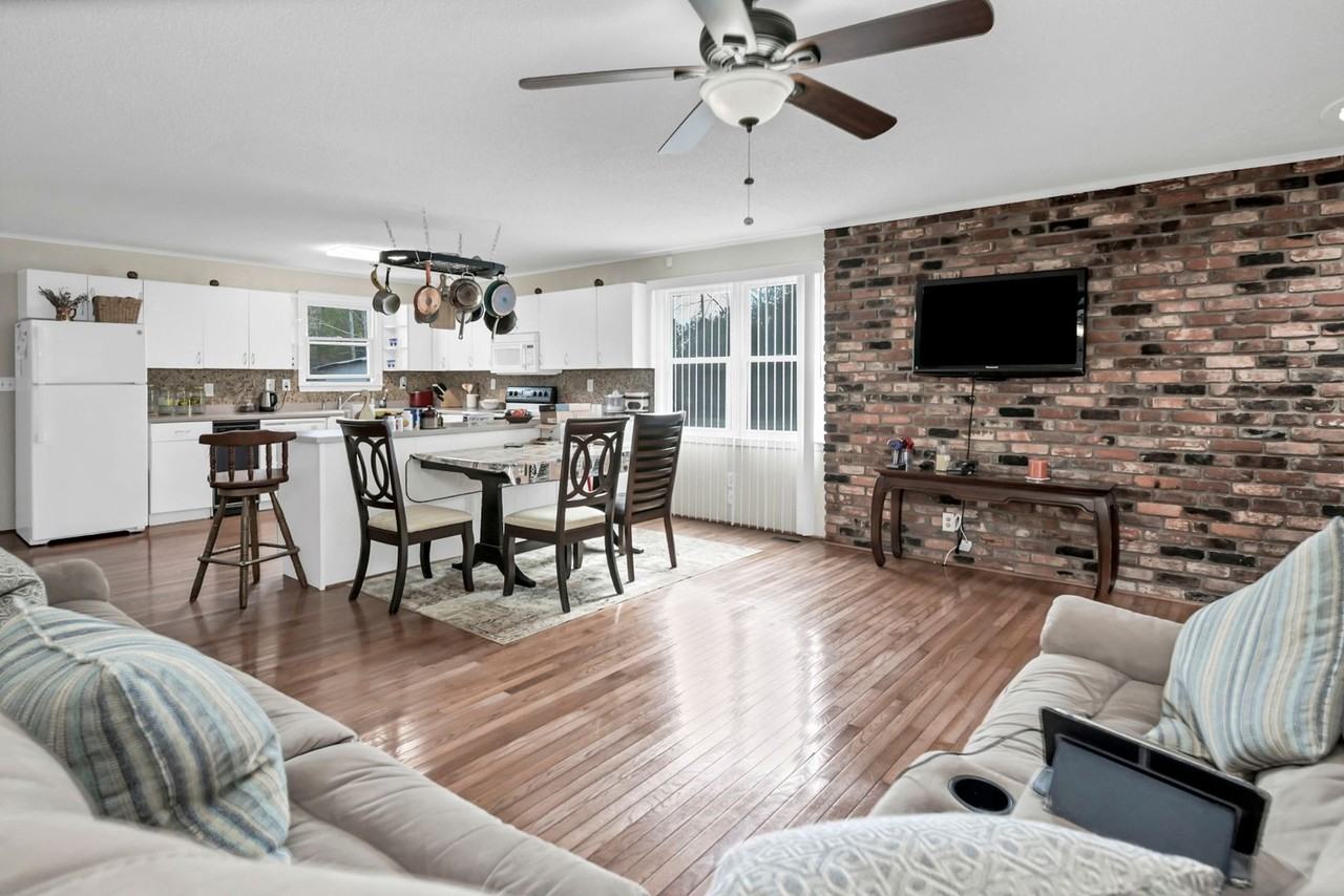 315 Gardners Terrace Rd - Photo 7 of 32