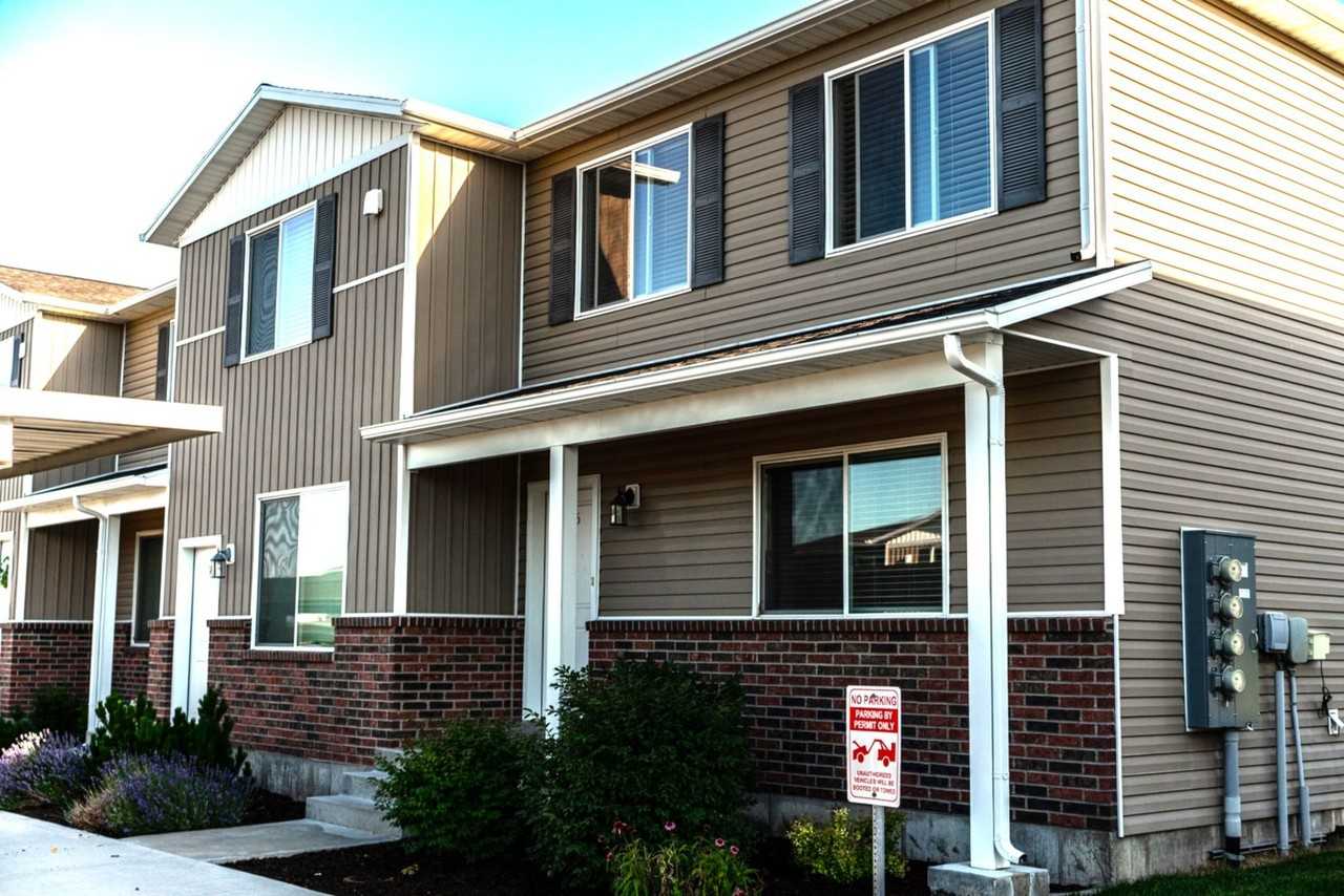 0120 0120 W 0400 S - Photo 2 of 20