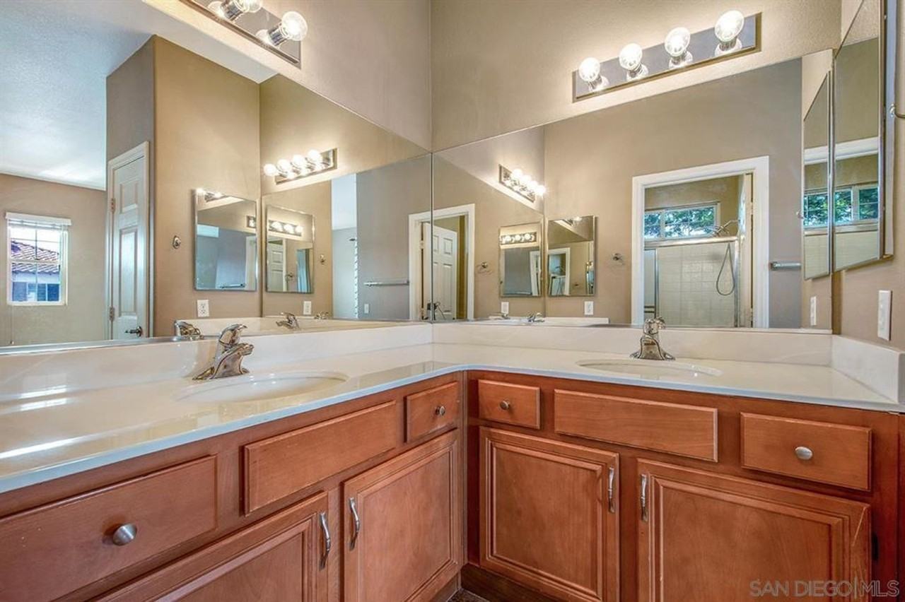 1470 Rancho Rose Way #34 - Photo 6 of 21