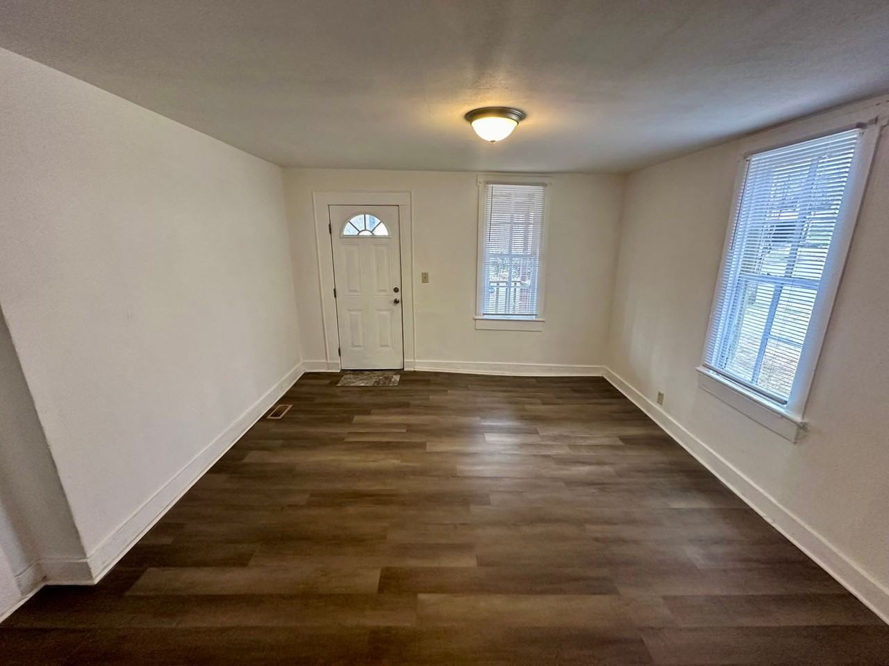 1510 Whatley St - Photo 3 of 12