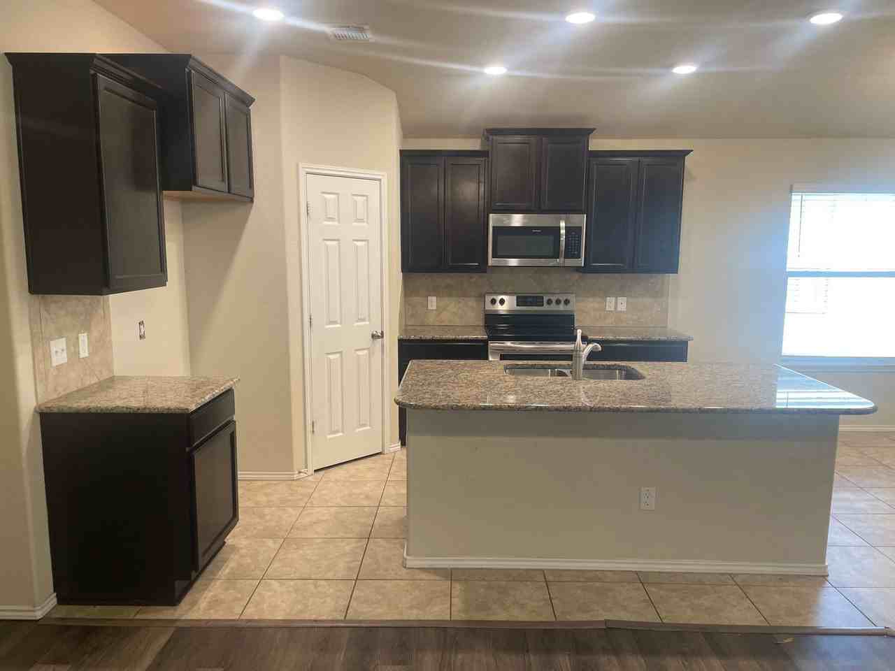 1227 Juneberry Park Dr - Photo 5 of 20