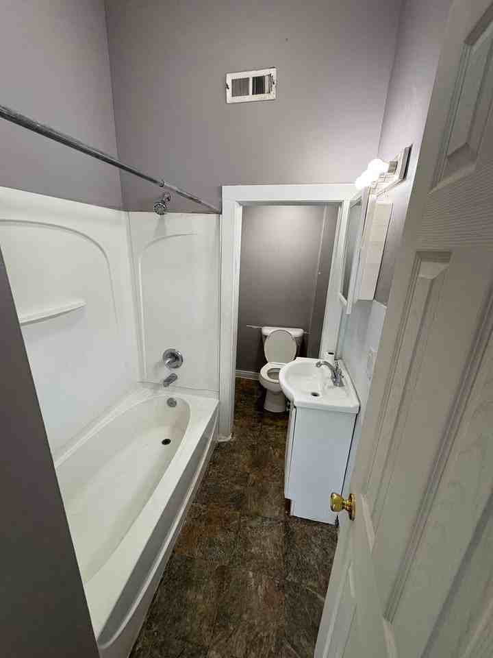 1009 South St - Photo 7 of 9