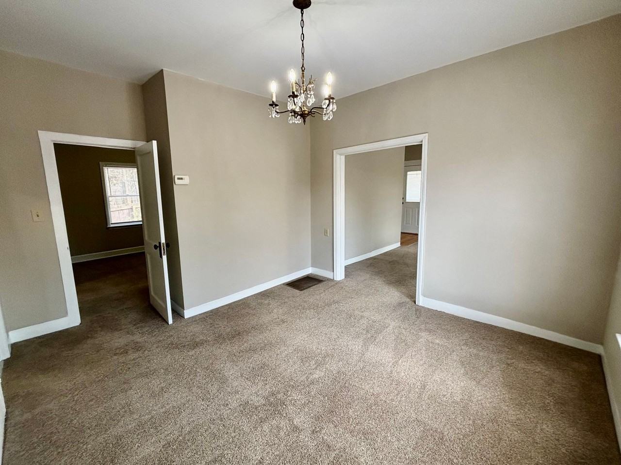 3302 N Bogan Rd - Photo 5 of 27