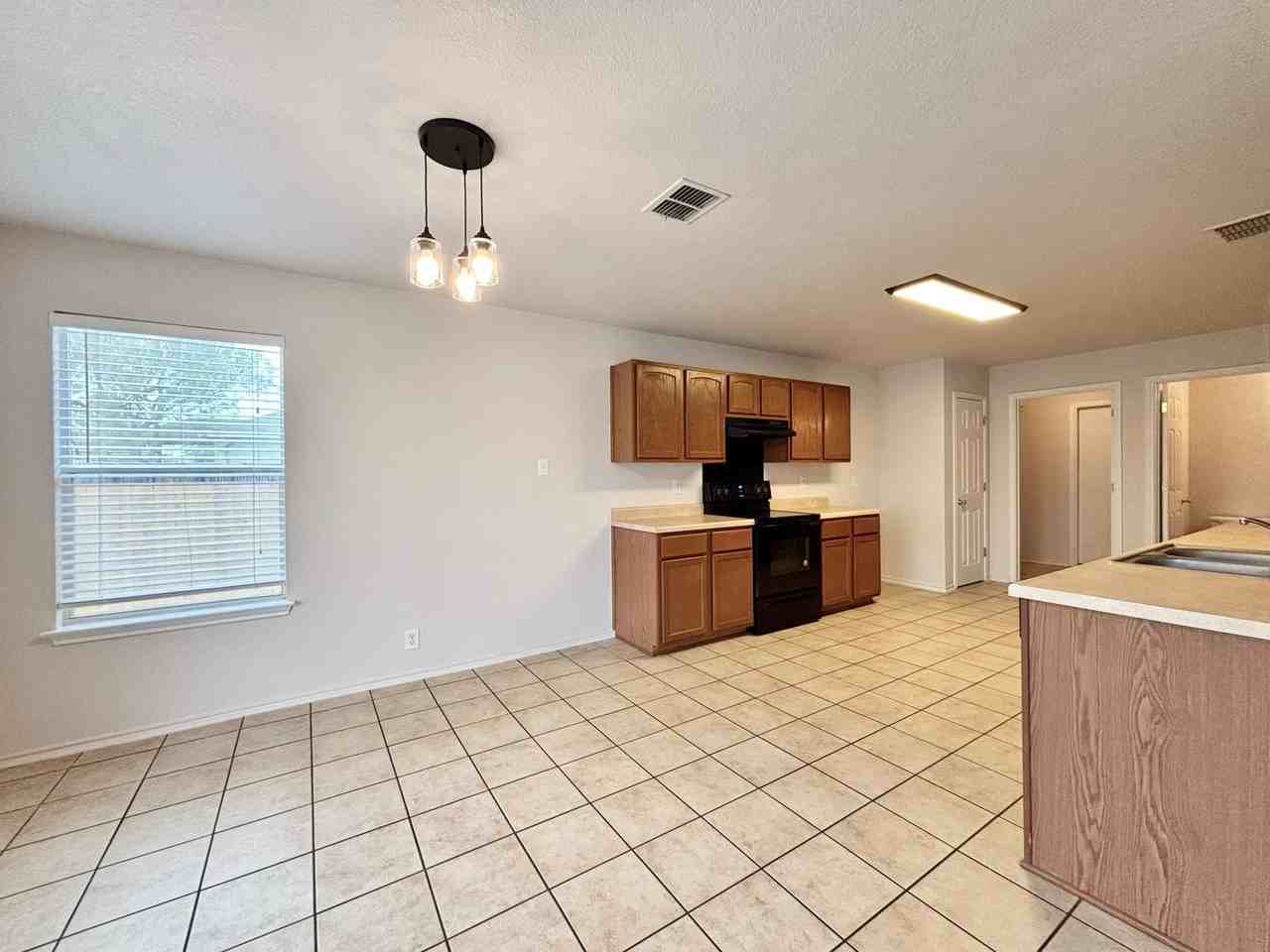 2715 Moon Rock - Photo 7 of 27