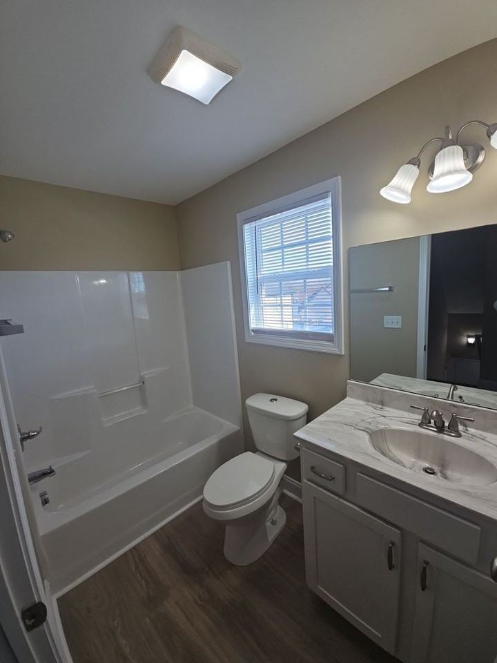 2015 Reserve Dr - Photo 6 of 14