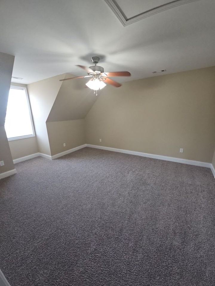 2015 Reserve Dr - Photo 7 of 14