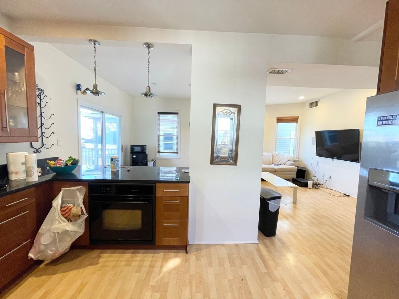 14 Iroquois St - Photo 5 of 12