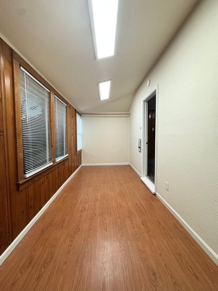 14683 Spring Branch Rd - Photo 6 of 32