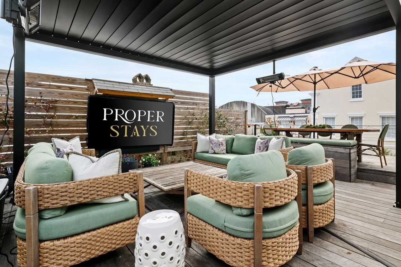 348 King St - Photo 4 of 35