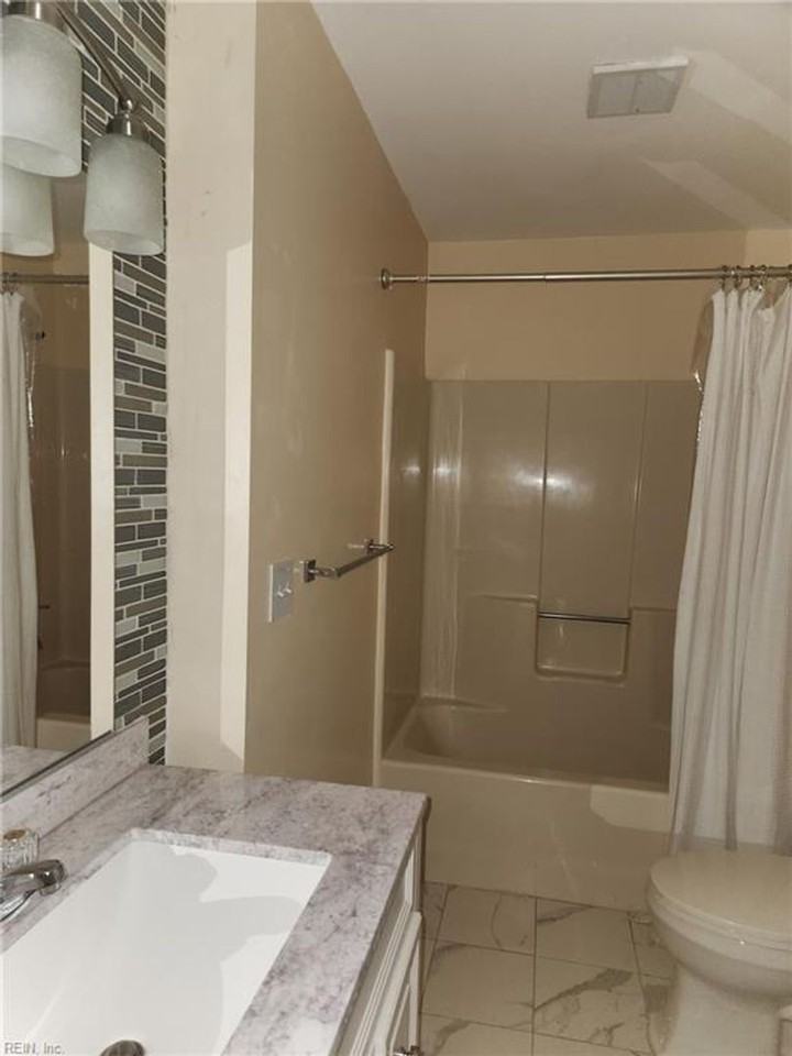 5008 Glenwood Way - Photo 7 of 29