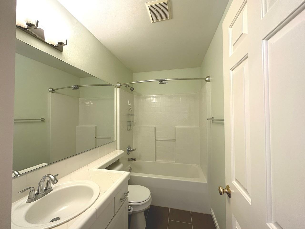 11723 114th Pl Ne #55 - Photo 4 of 27