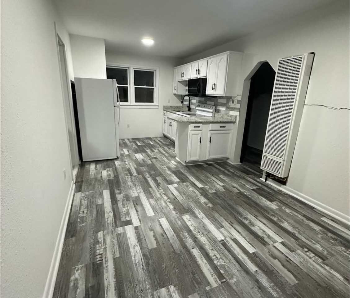 2719 Bockman Ave - Photo 4 of 5