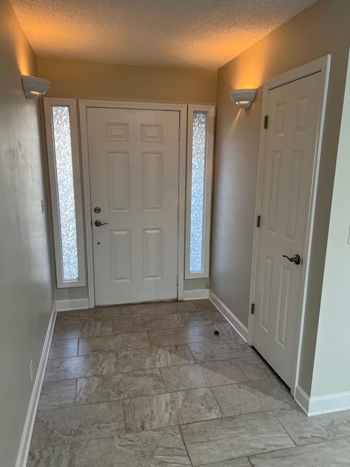 307 Old Mill Dr - Photo 2 of 22