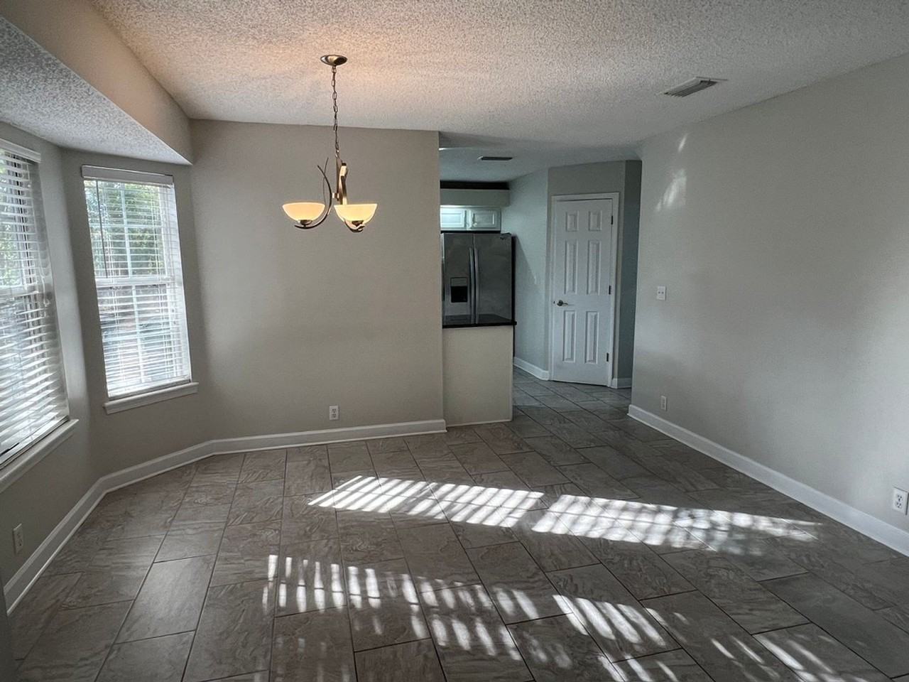 307 Old Mill Dr - Photo 5 of 22