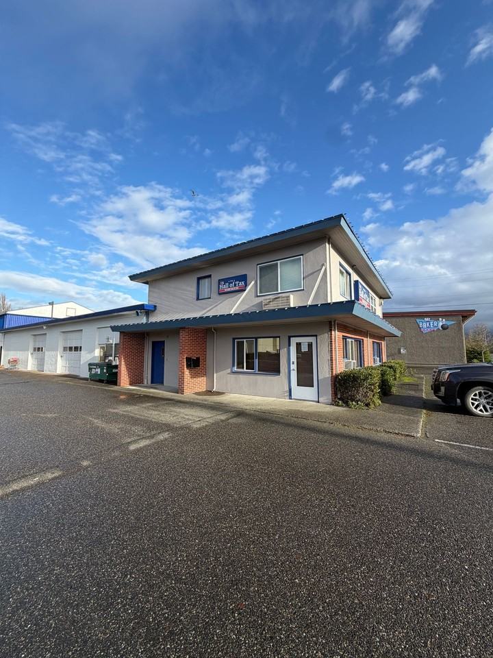 1794 Labounty Dr - Photo 3 of 18