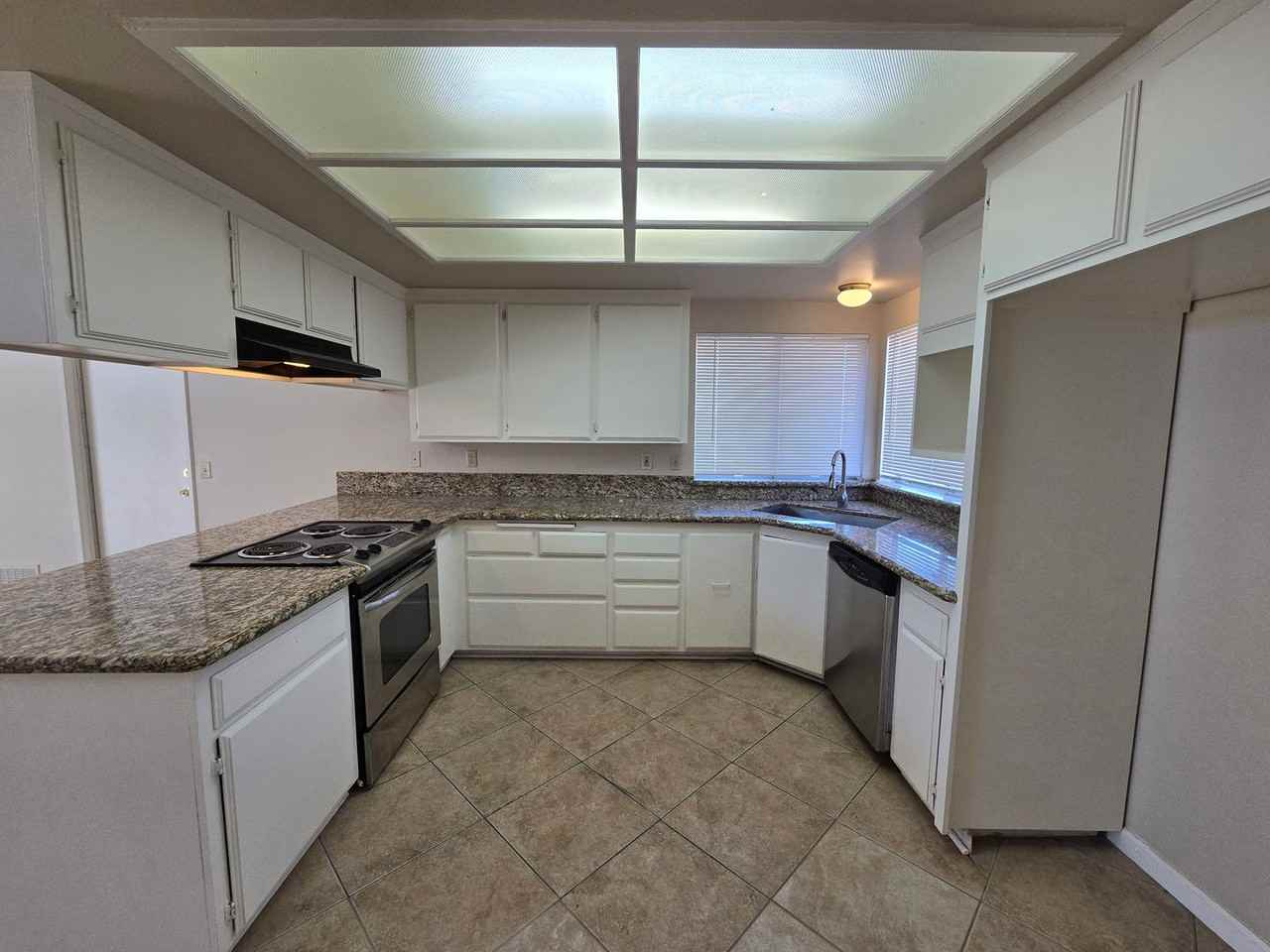 56695 Kalan Ct - Photo 5 of 14