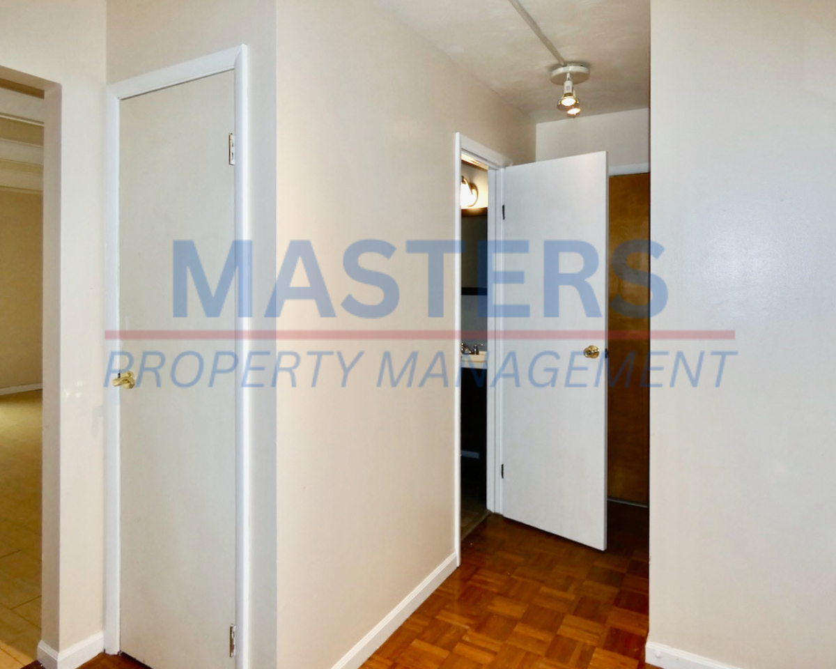 532 Dussel Dr - Photo 6 of 36