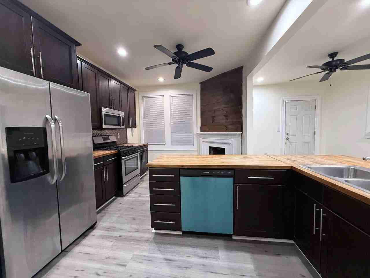 320 Woodward Ave - Photo 5 of 32